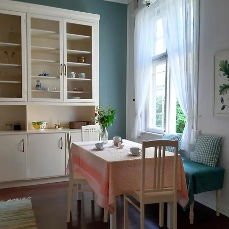 Semesterbostad Old Wooden House In Tammisaari *