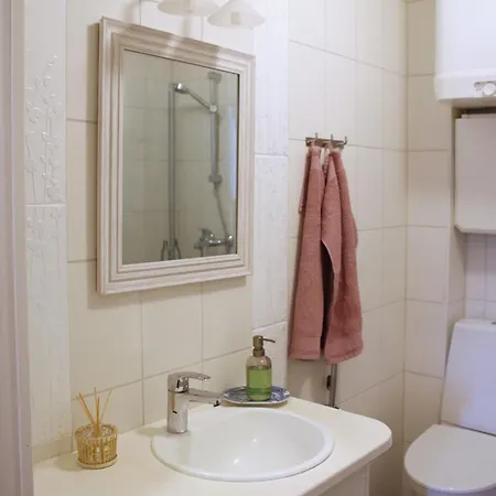 Dom wakacyjny Old Wooden House In Tammisaari