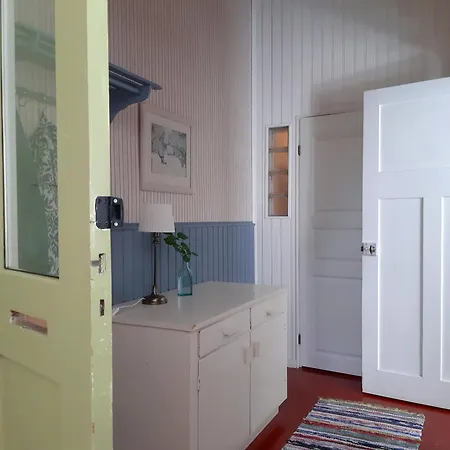 Old Wooden House In Tammisaari Dom wakacyjny